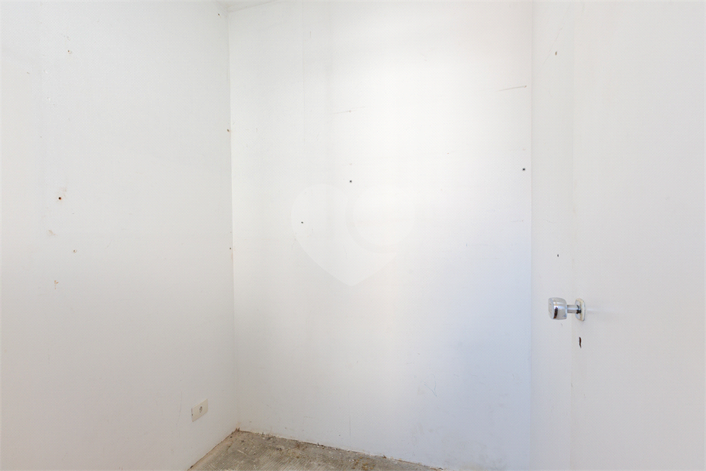 Apartamento - Perdizes - 3 Dormitórios - 126m²