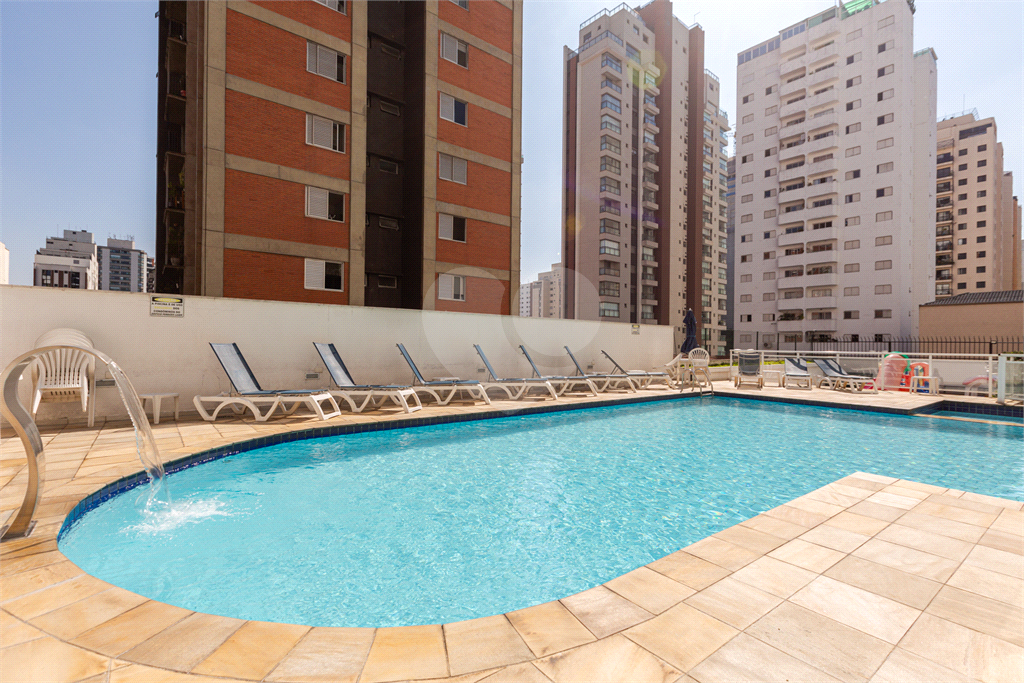 Apartamento - Perdizes - 3 Dormitórios - 126m²