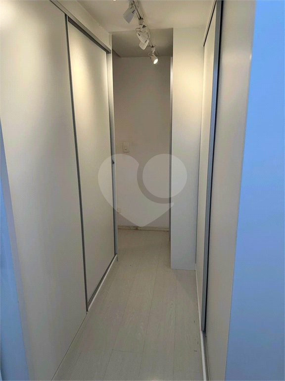 Apartamento - Perdizes - 3 Dormitórios - 126m²