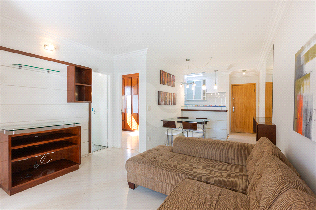 Apartamento - Perdizes 2 Dormitórios - 67 m²