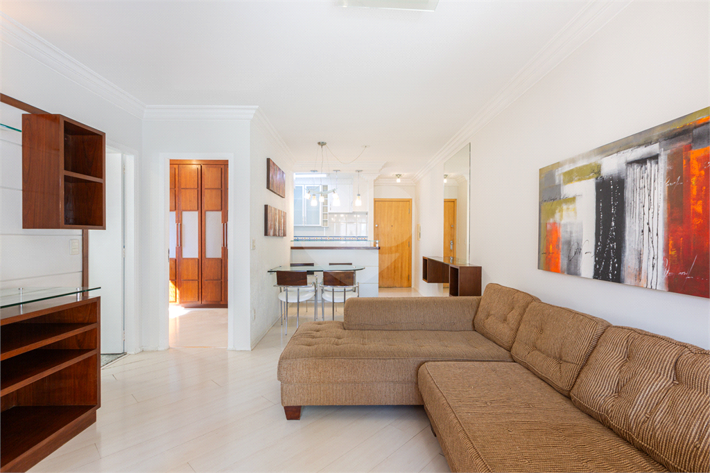 Apartamento - Perdizes 2 Dormitórios - 67 m²
