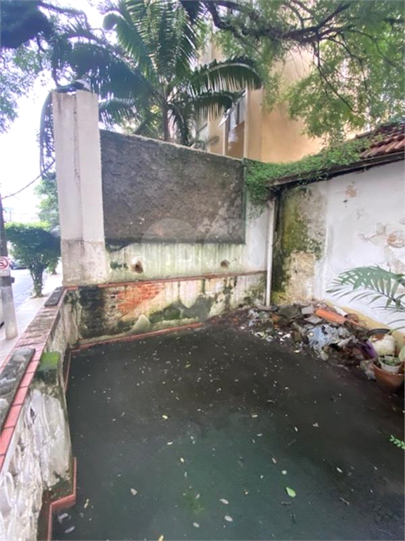 Terreno/casa antiga à venda na Alameda Lorena, Jardins, com 158 m² em localização premium.