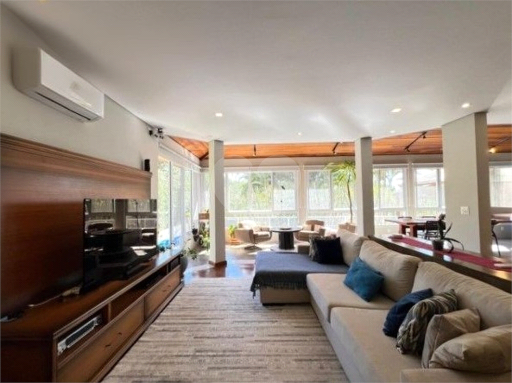 Casa de Condomínio à venda com 4 quartos, 367m² - Foto 4