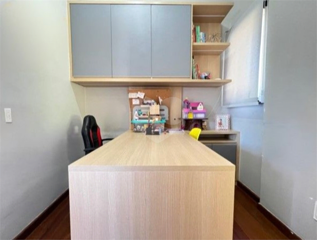 Casa de Condomínio à venda com 4 quartos, 367m² - Foto 31