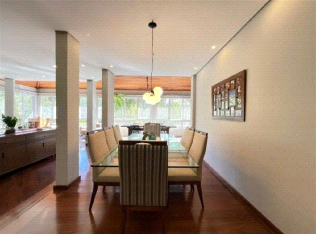 Casa de Condomínio à venda com 4 quartos, 367m² - Foto 9