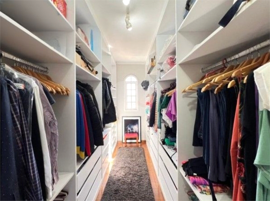 Casa de Condomínio à venda com 4 quartos, 367m² - Foto 43
