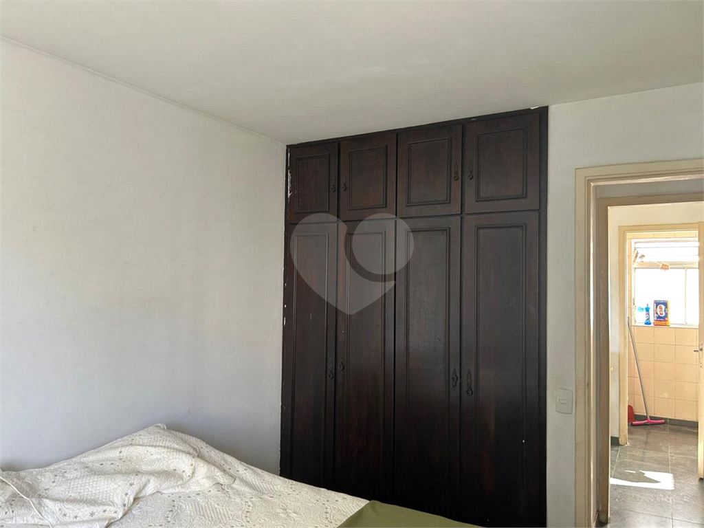 APARTAMENTO em MORUMBI