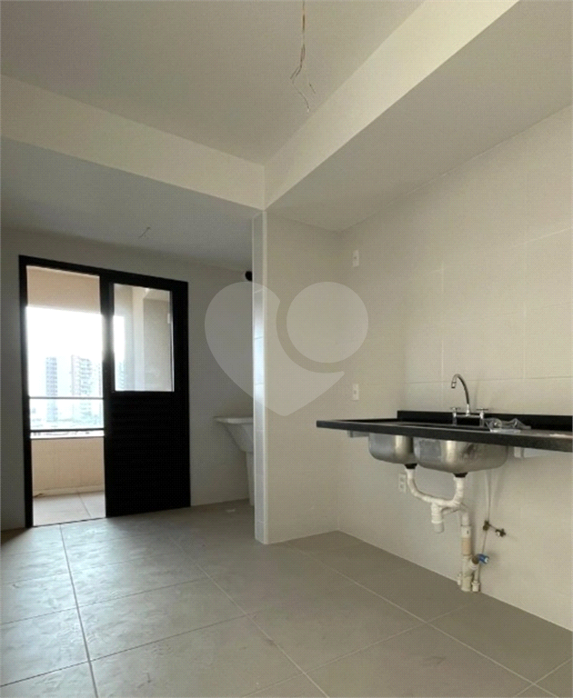 Apartamento à venda com 2 quartos, 95m² - Foto 10
