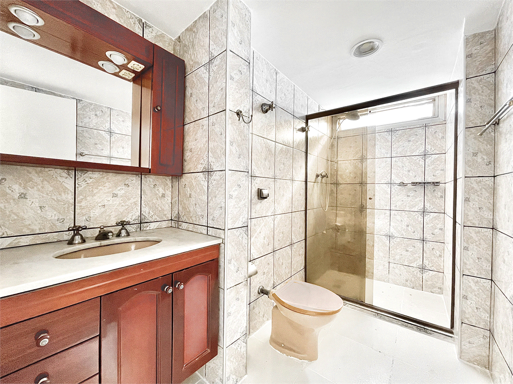 APARTAMENTO 3 DORMITÓRIOS À VENDA NO CAMBUCI VENDER