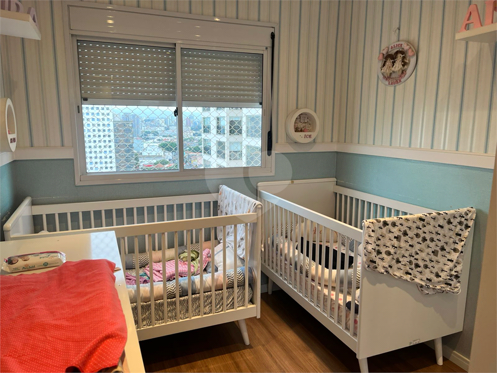 APARTAMENTO em VILA ROMANA