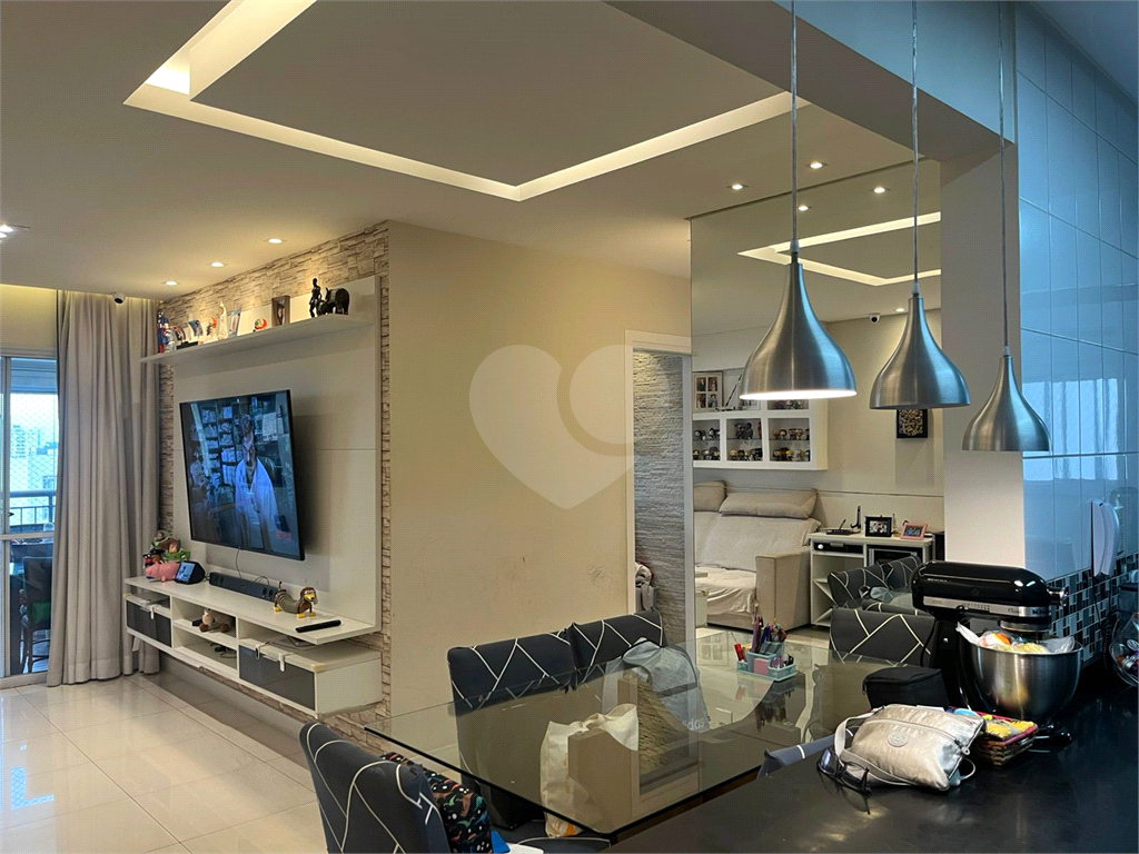 APARTAMENTO em VILA ROMANA