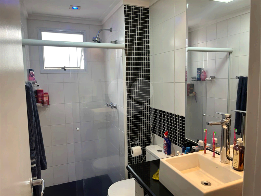 APARTAMENTO em VILA ROMANA
