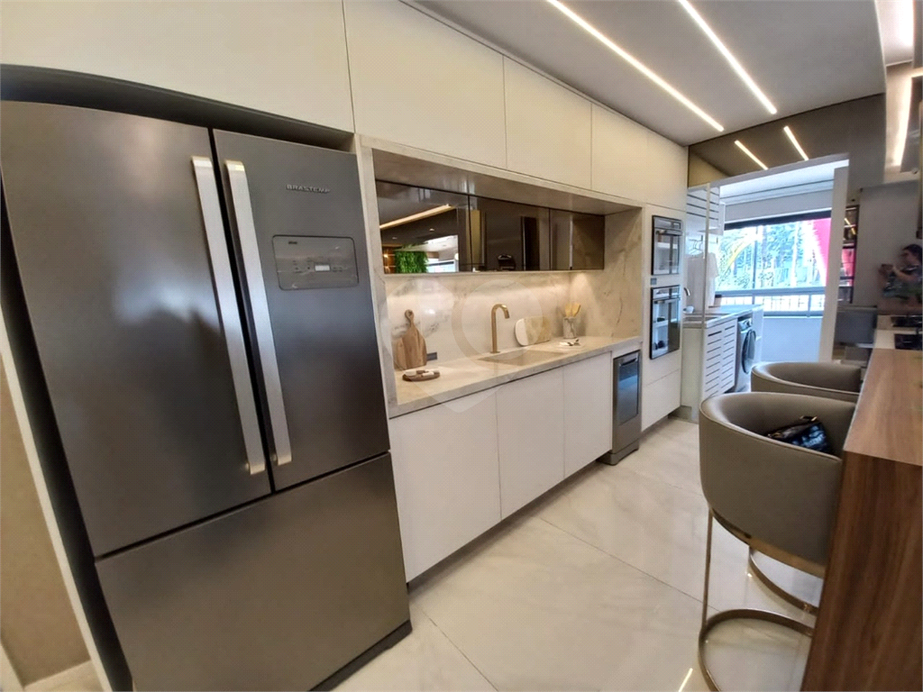 APARTAMENTO em BROOKLIN