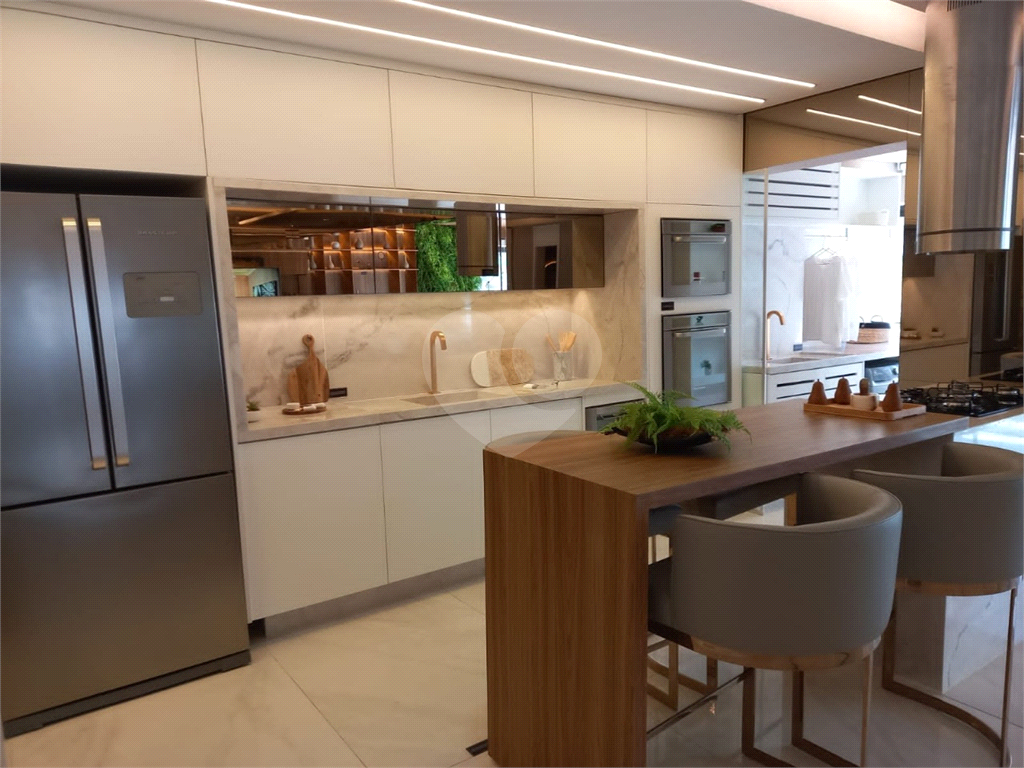 APARTAMENTO em BROOKLIN