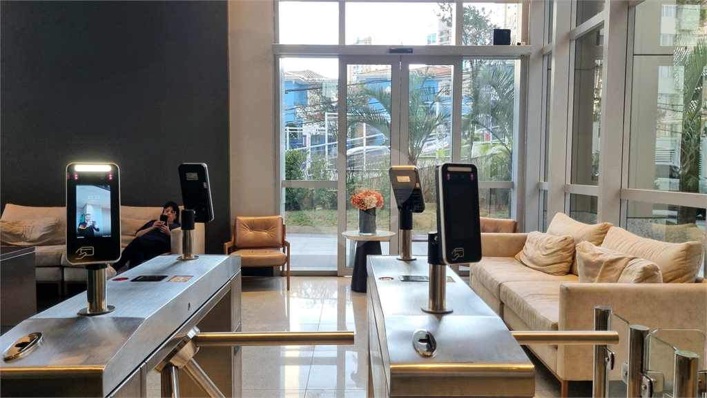 Sala comercial à venda com 50m² | 2 banheiros | 2 vagas individuais em Santana