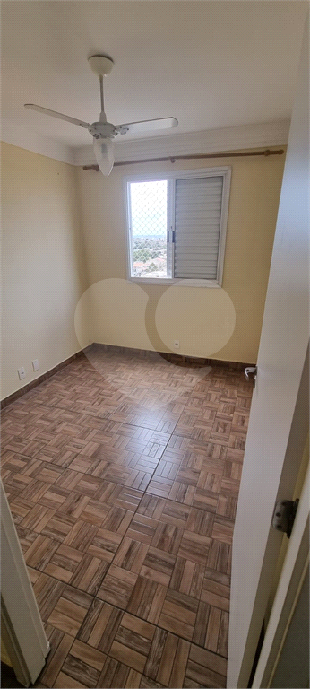 Apartamento com 2 dormitórios e uma vaga ao lado do Shopping Maia