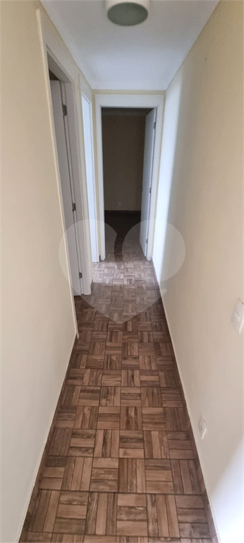 Apartamento com 2 dormitórios e uma vaga ao lado do Shopping Maia