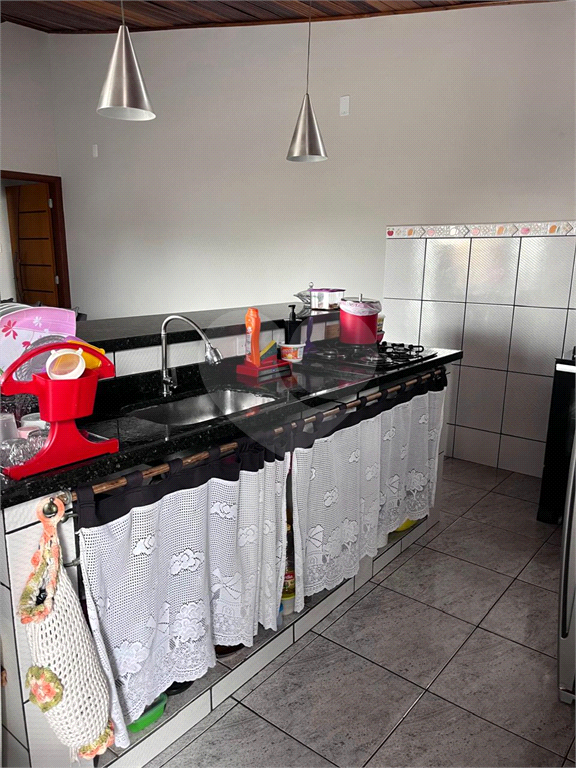 Casa à venda com 5 quartos, 240m² - Foto 10