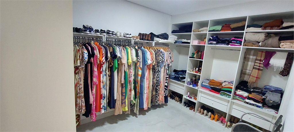 Casa de Condomínio à venda com 4 quartos, 200m² - Foto 28