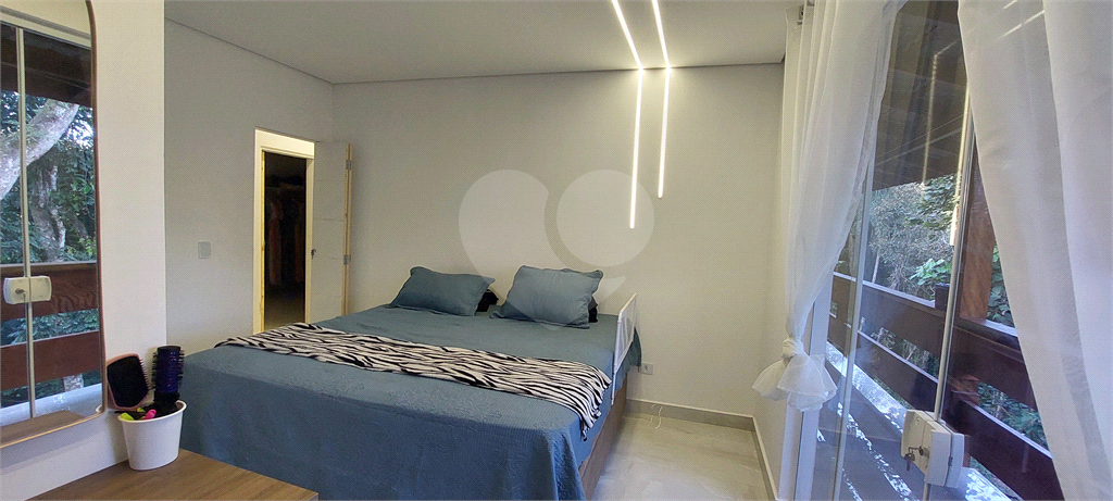 Casa de Condomínio à venda com 4 quartos, 200m² - Foto 32