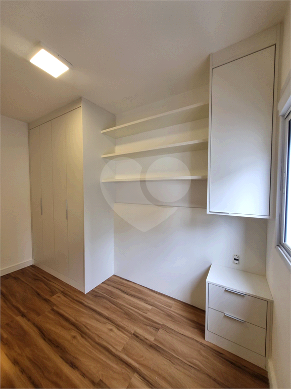 Apartamento Novo VENDA - Mobiliado - 2 Dormitórios | varanda | 1 vaga fixa e livre | perto do metrô 