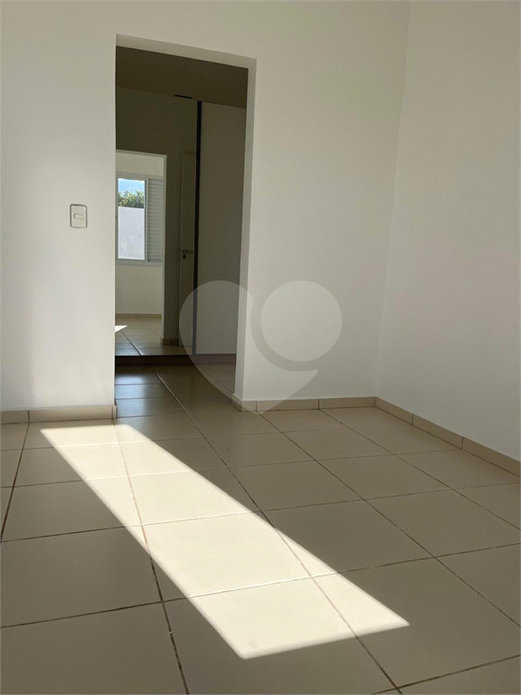 Casa de Condomínio para alugar com 3 quartos, 250m² - Foto 42