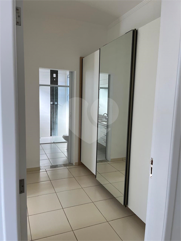 Casa de Condomínio para alugar com 3 quartos, 250m² - Foto 38