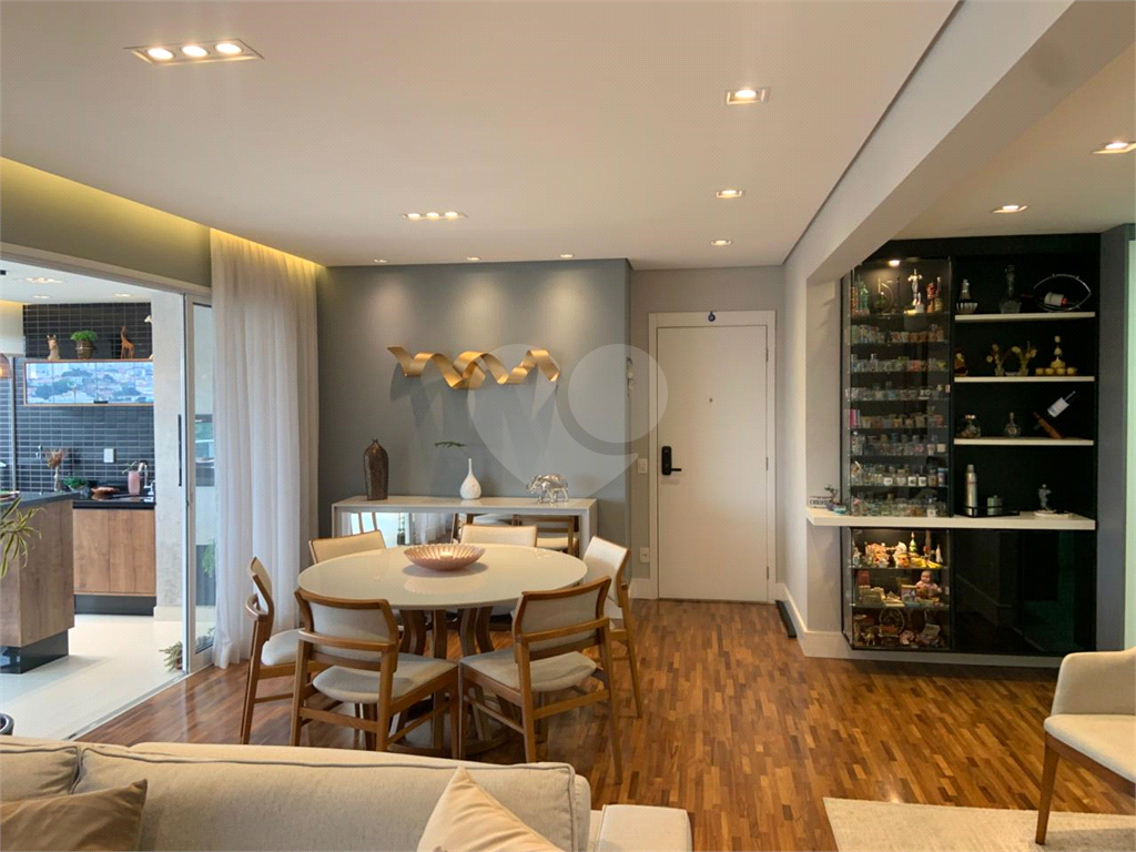 APARTAMENTO em VILA ANASTÁCIO