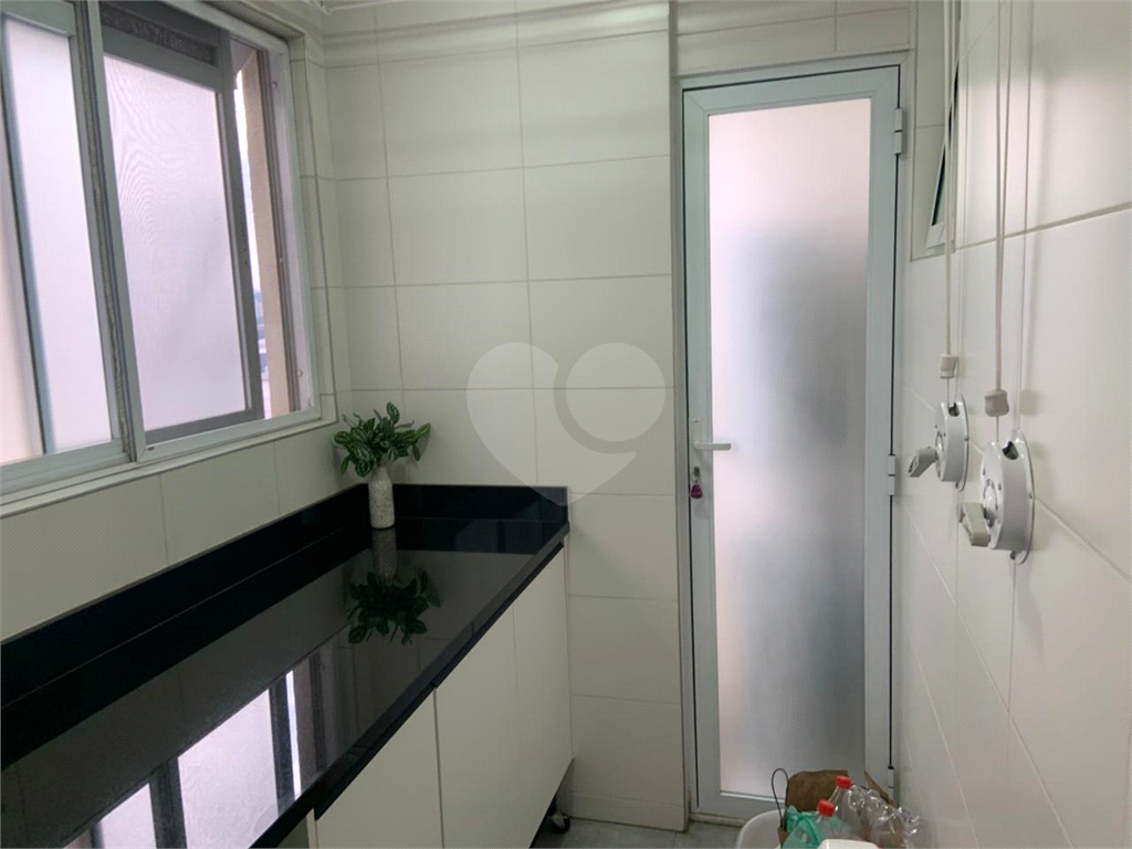 APARTAMENTO em VILA ANASTÁCIO