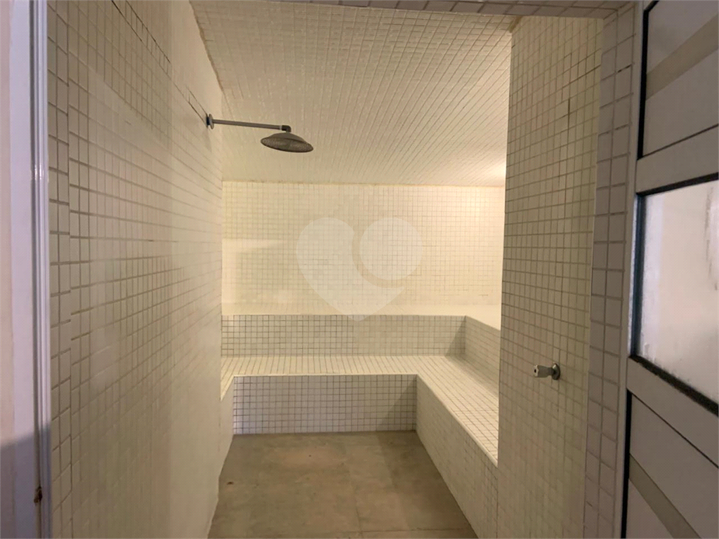 APARTAMENTO em VILA ANASTÁCIO