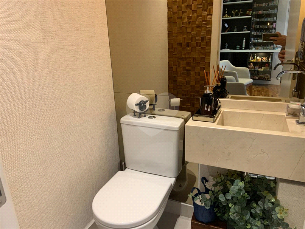 APARTAMENTO em VILA ANASTÁCIO