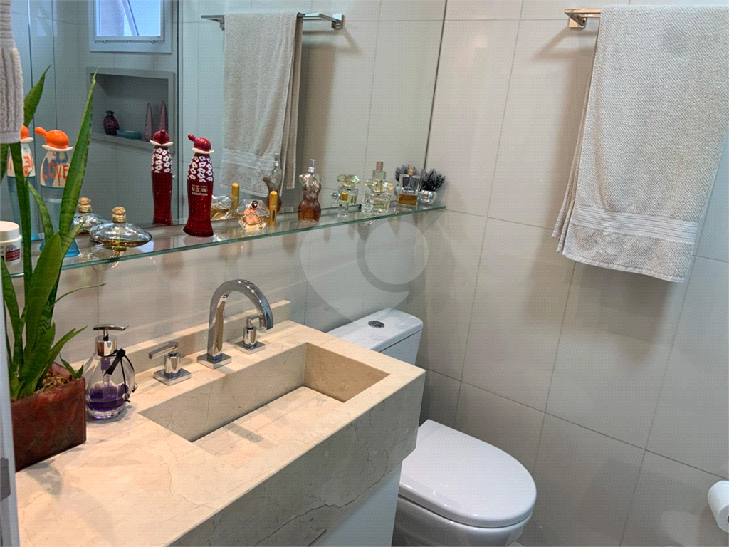 APARTAMENTO em VILA ANASTÁCIO