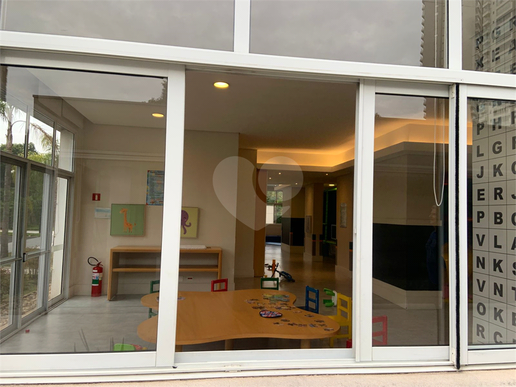 APARTAMENTO em VILA ANASTÁCIO