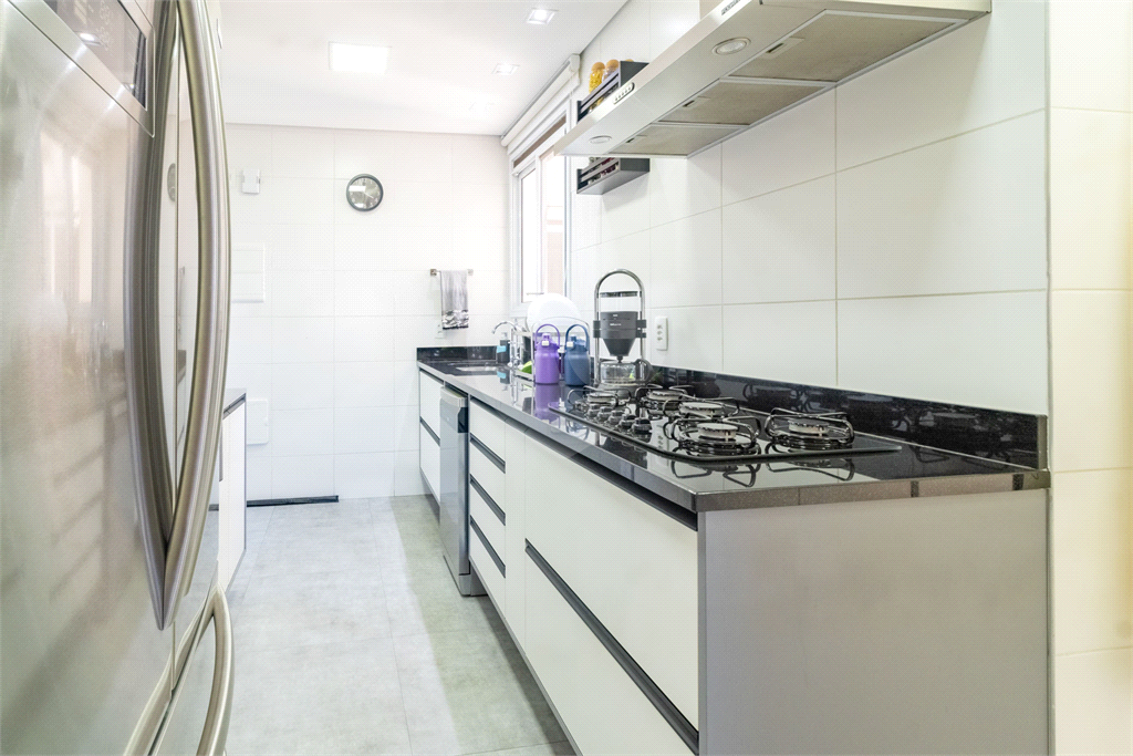 APARTAMENTO em VILA ANASTÁCIO