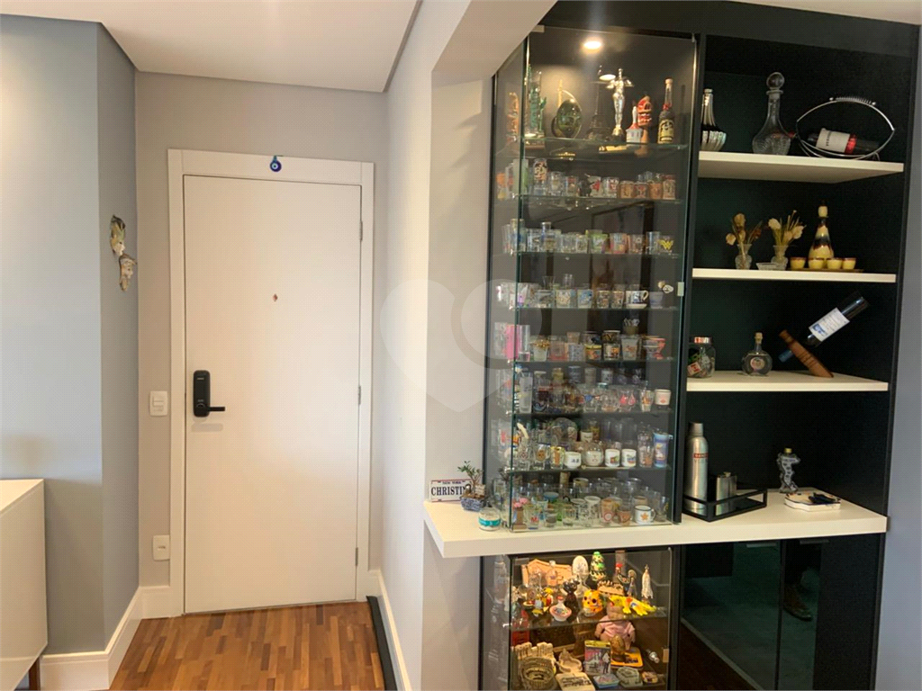 APARTAMENTO em VILA ANASTÁCIO