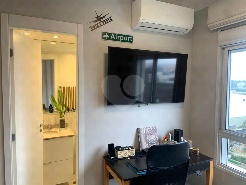 APARTAMENTO em VILA ANASTÁCIO