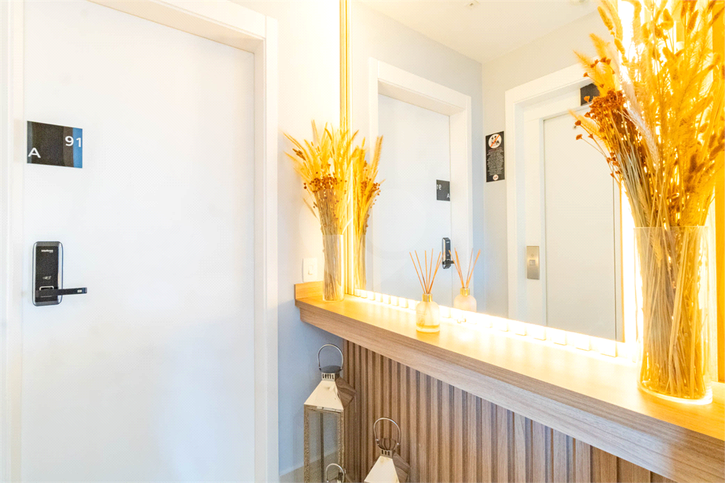 APARTAMENTO em VILA ANASTÁCIO
