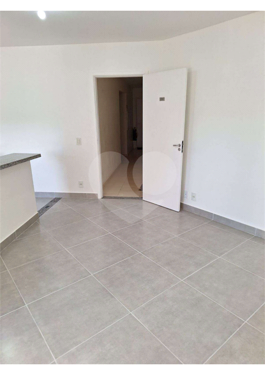 Apartamento reformado próximo ao Horto Florestal