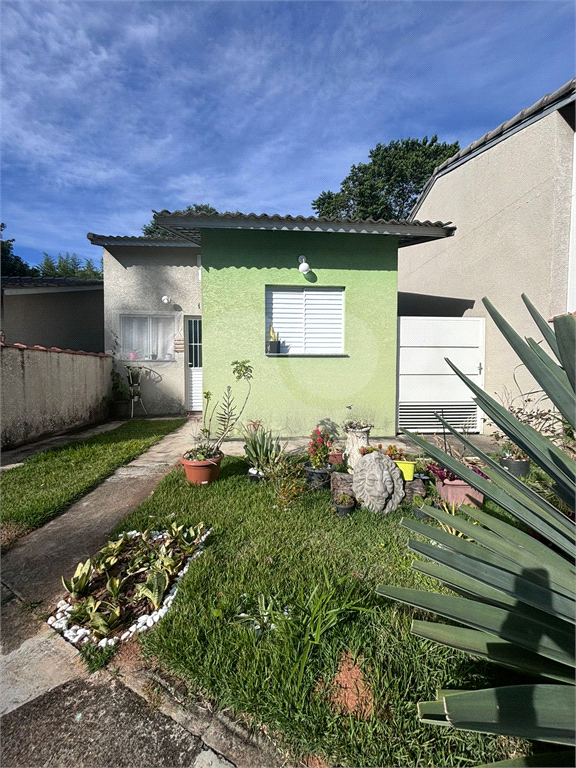 Casa de Condomínio à venda com 2 quartos, 50m² - Foto 1