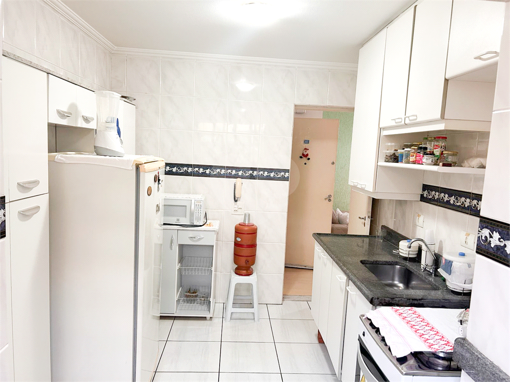 APARTAMENTO em CASA VERDE