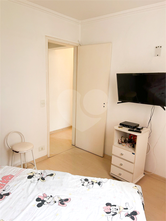 APARTAMENTO em CASA VERDE