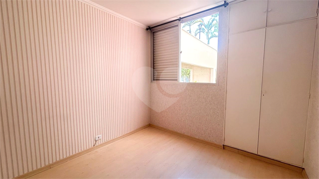 APARTAMENTO em CASA VERDE