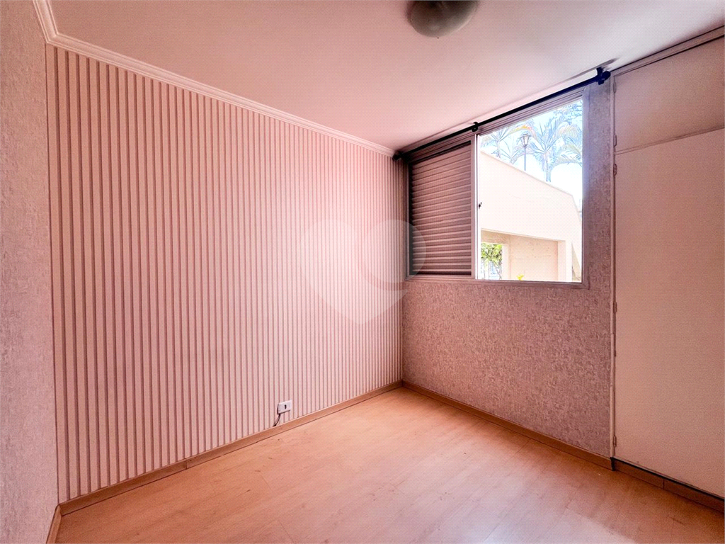 APARTAMENTO em CASA VERDE