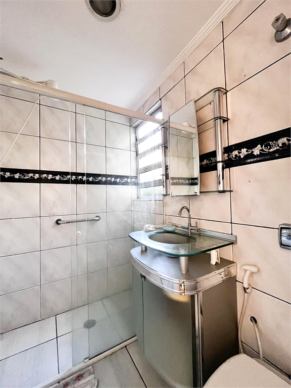 APARTAMENTO em CASA VERDE