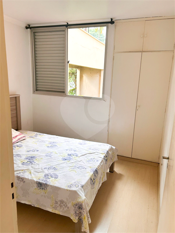 APARTAMENTO em CASA VERDE