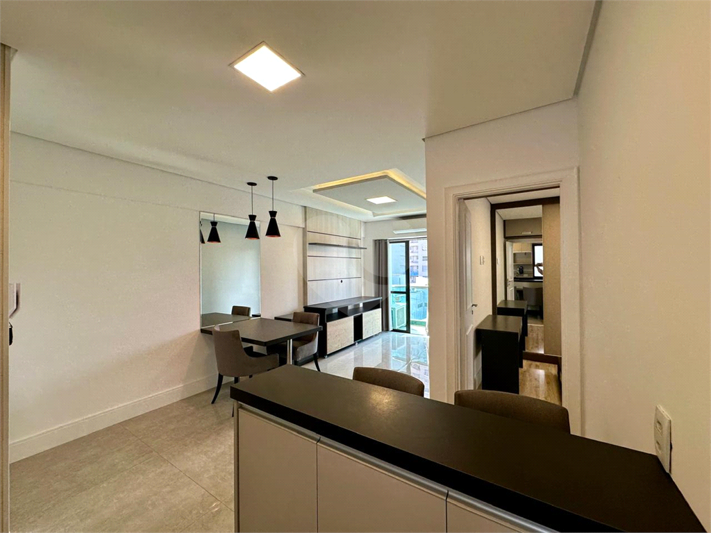 Apartamento 50 metros, 1 suite, sacada, todo planejado, completo - 1 vaga - CAMBUI -CAMPINAS - SP