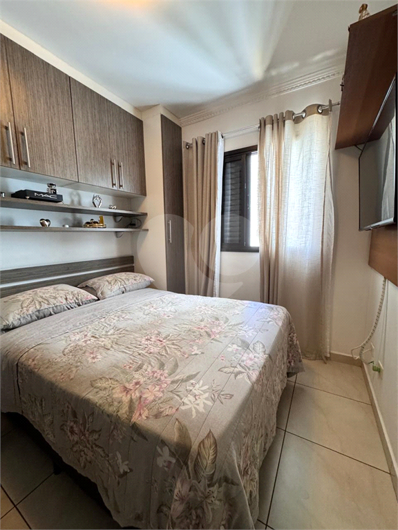 APARTAMENTO em GOPOÚVA