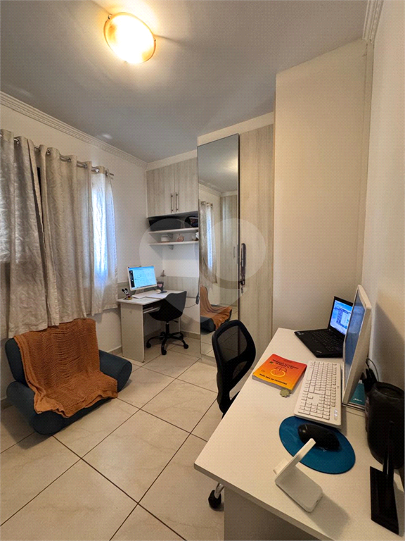 APARTAMENTO em GOPOÚVA