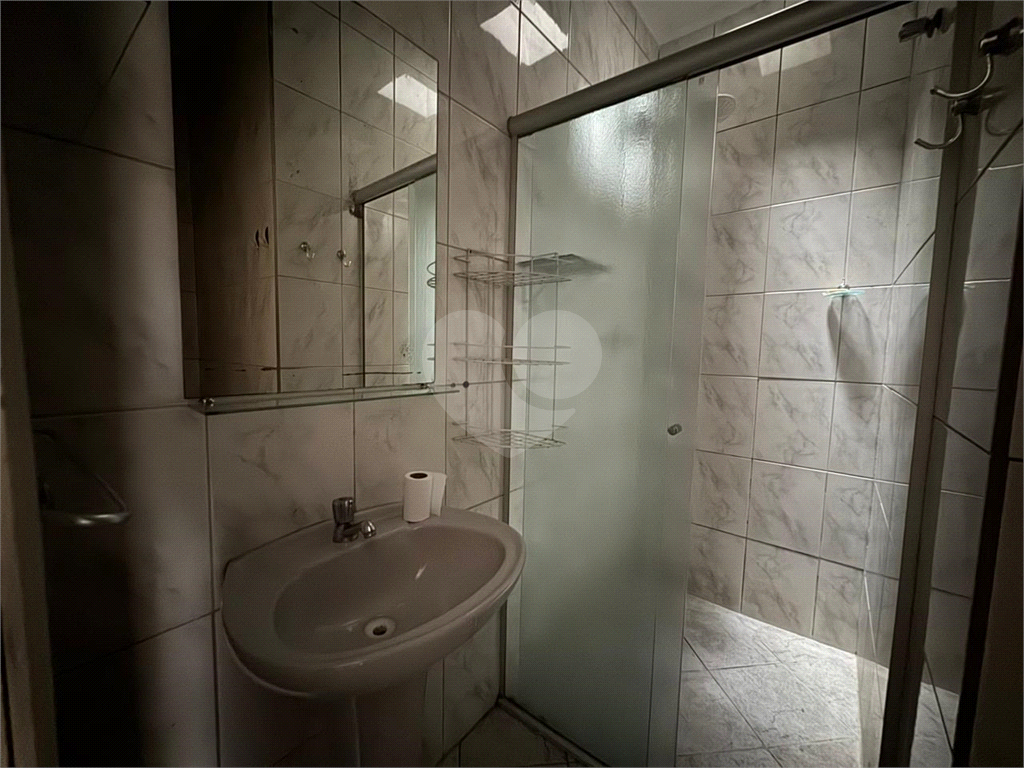 Sobrado para locação| 130m²| 2 dormitórios| 3 vagas em Vila Nivi| SP!