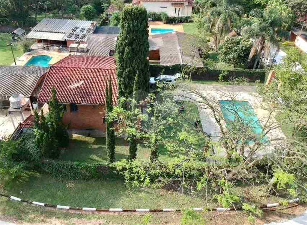 Casa na Serra da Cantareira em condomínio com três dormitórios / piscina / espaço gourmet - Porteira fechada !!!